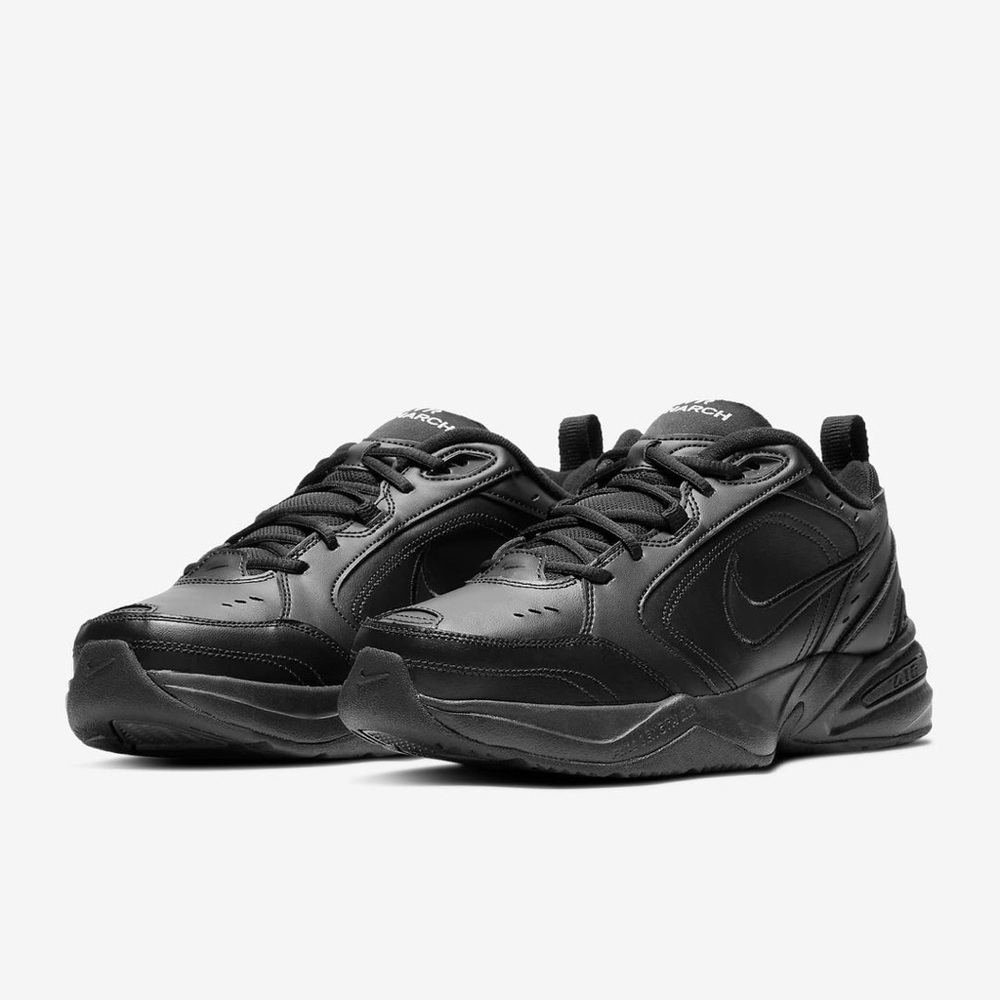 Men's Nike Air Monarch IV Walking Shoe 10.5